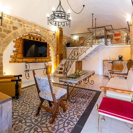 Cava D"Oro Suites Rhodes City ภายนอก รูปภาพ