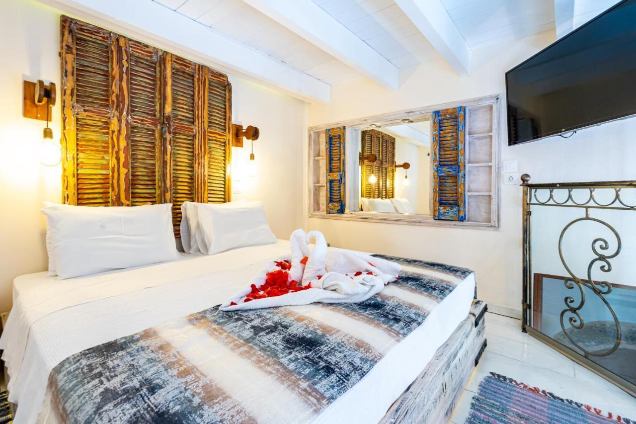 Cava D"Oro Suites Rhodes City ภายนอก รูปภาพ